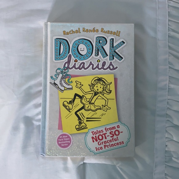 Dork Diaries Book’s - Picture 3 of 5